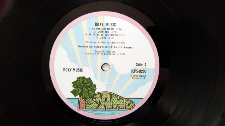 Roxy Music ‎– Roxy Music Island Records ‎– ILPS-9200 A-2U/B-2U - scratched 3 on top of 2