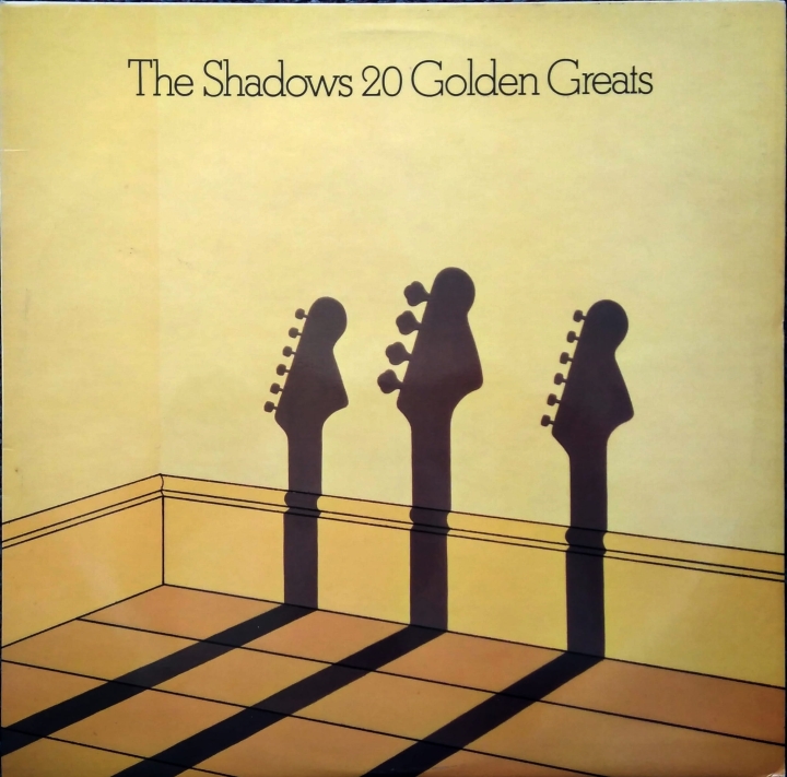 The Shadows ‎– String Of Hits  EMI ‎– EMC 3310