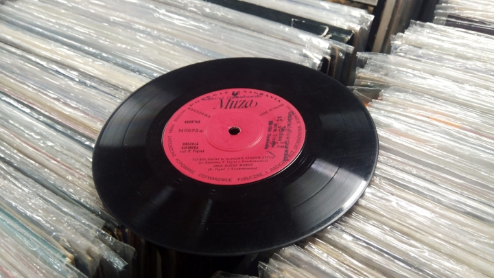 Urszula Sipińska Oraz Piotr Figiel ‎– To Był Świat W Zupełnie Starym Stylu Polskie Nagrania Muza ‎– N 0693 Vinyl, 7", 45 RPM, EP