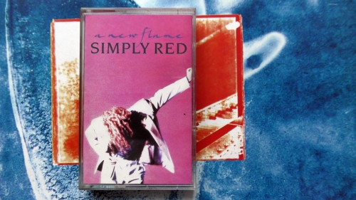 Simply Red ‎– A New Flame  WEA ‎– WX 242C Cassette, Album