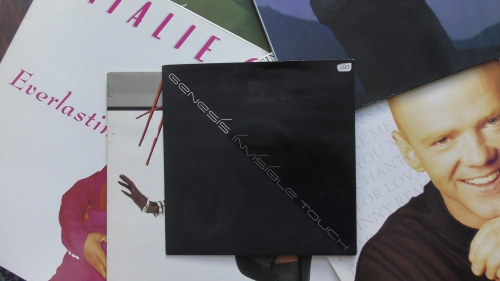 Genesis ‎– Invisible Touch Virgin ‎– GENS 1