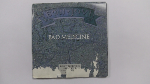 Bon Jovi ‎– Bad Medicine Vertigo ‎– JOV 3