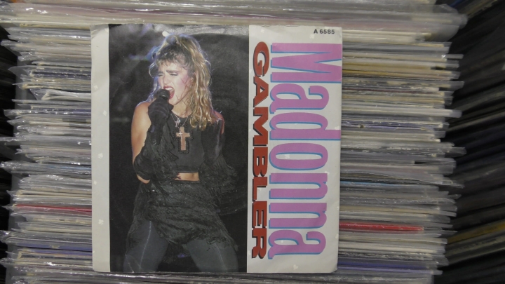 Madonna ‎– Gambler Geffen Records ‎– A 6585