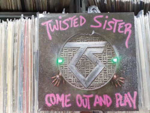 Twisted Sister ‎– Come Out And Play Atlantic ‎– 781 275-1 Vinyl, LP, Album