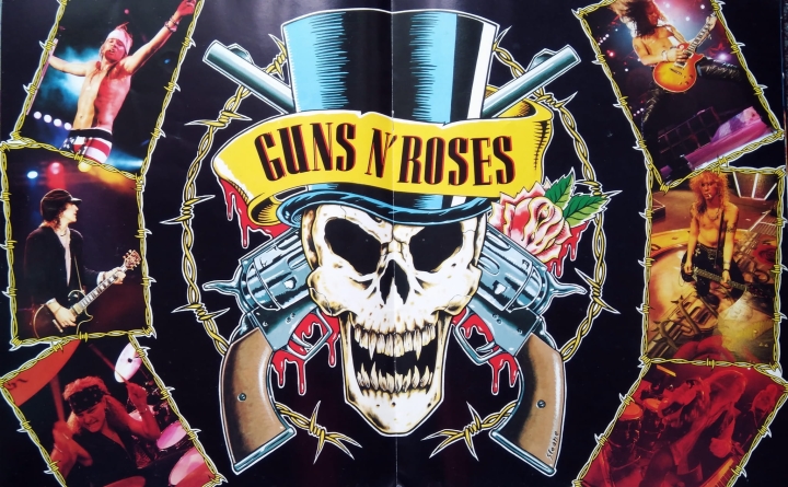 "Guns N' Roses" Tourbook Use Your Illusion Tour 1991 Booklet