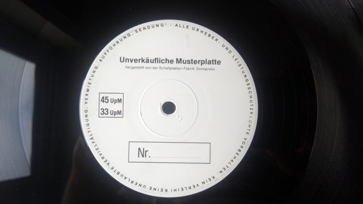 Fun 4 Fun ‎– Relax Your Soul Arista ‎– 613 684 test pressing label