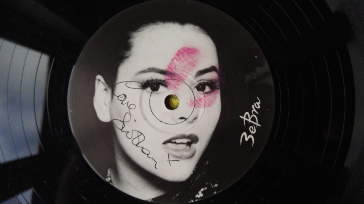 3eBra - Couldn't Spend MyLife Searching For Someone PR-E