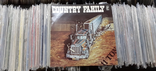Country Family ‎– 11 Ton Wifon ‎– LP-047