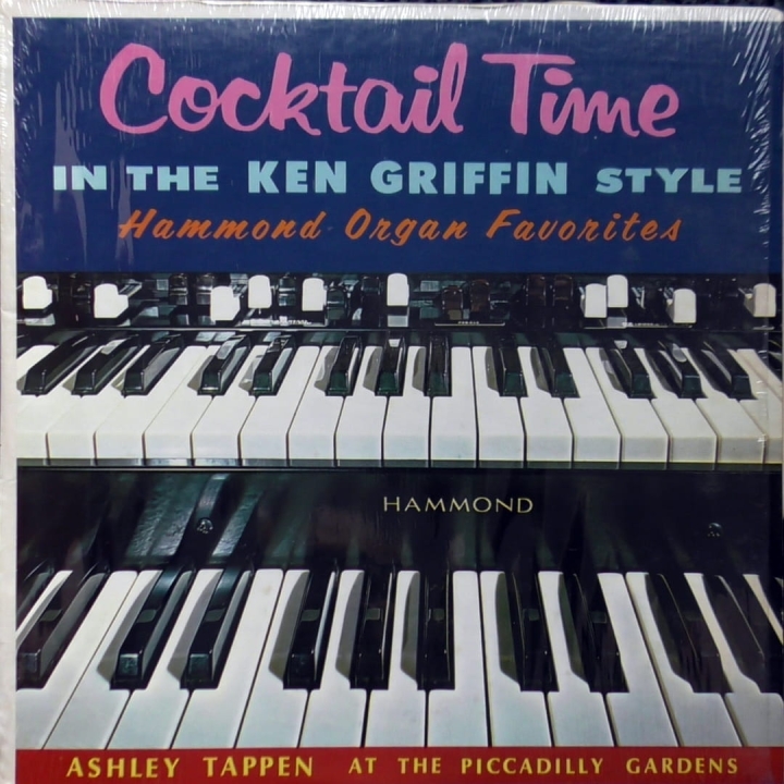 Ashley Tappan – Cocktail Time In The Ken Griffin Style Somerset – SF-27500