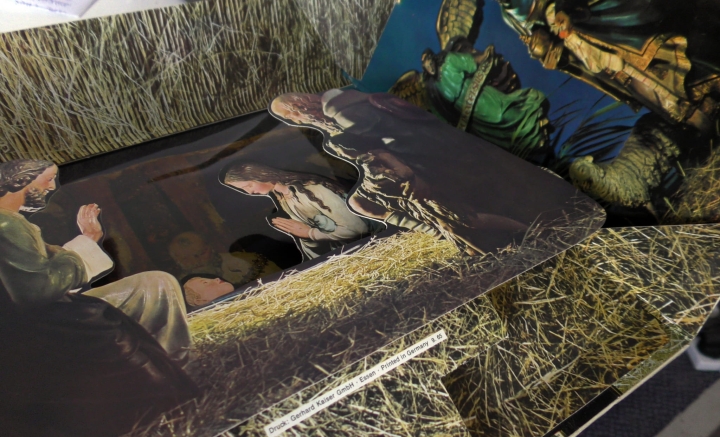 Various ‎– Die schönsten Deutschen Weihnachtslieder - Mit kostbarer plastischer Weihnachtskrippe Polydor ‎– 237 480 SLPHM