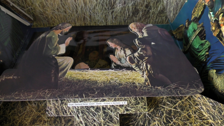 Various ‎– Die schönsten Deutschen Weihnachtslieder - Mit kostbarer plastischer Weihnachtskrippe Polydor ‎– 237 480 SLPHM