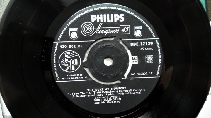 Duke Ellington And His Orchestra – The Duke At Newport Philips – BBE12129