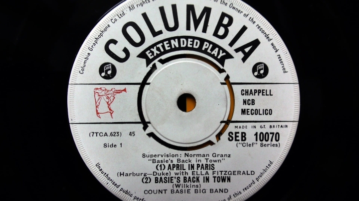Count Basie – Basie's Back In Town Columbia – SEB 10070
