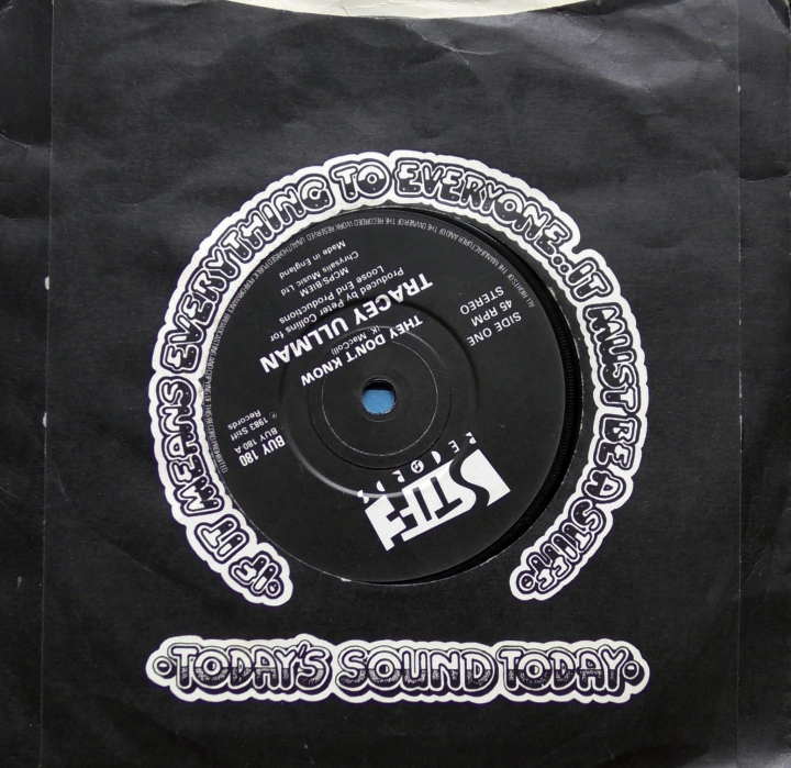 Tracey Ullman ‎– They Don't Know Stiff Records ‎– BUY 180