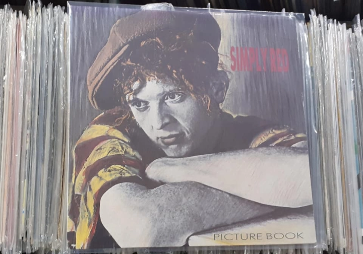 Simply Red ‎– Picture Book Elektra ‎– EKT 27