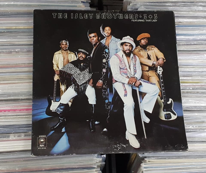 The Isley Brothers – 3 + 3 Featuring: That Lady Epic – EPC 65740