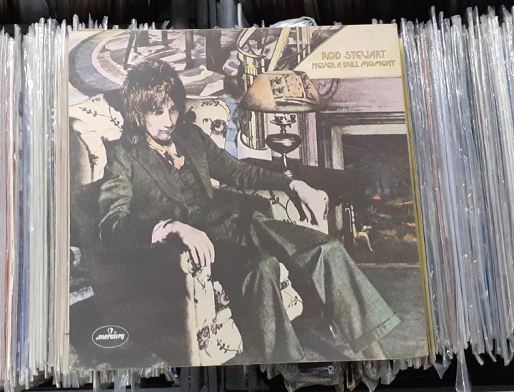 Rod Stewart – Never A Dull Moment Mercury – 6499 153