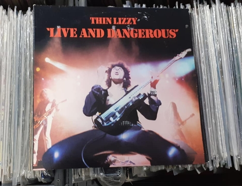 Thin Lizzy – Live And Dangerous Warner Bros. Records – 2BS 3213