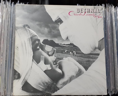 Bethnal – Crash Landing Vertigo – 9102 029