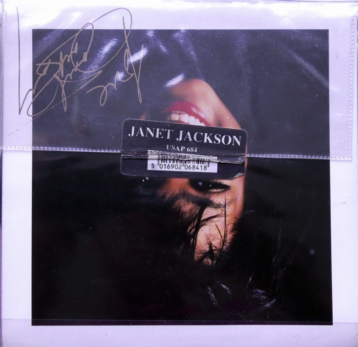 Janet Jackson – Escapade A&M Records – USAP 684