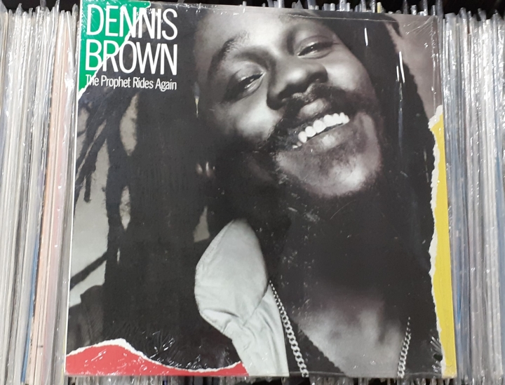 Dennis Brown ‎– The Prophet Rides Again A&M Records ‎– AMLX 64964