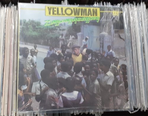 Yellowman – Zungguzungguguzungguzeng Label: Greensleeves Records – GREL 57