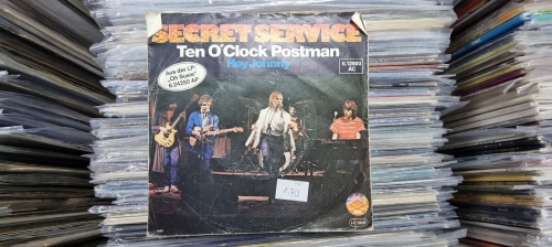 Secret Service – Ten O'Clock Postman Strand – 6.12 800