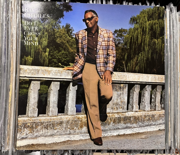 Ray Charles – Do I Ever Cross Your Mind Label: CBS – CBS 25764