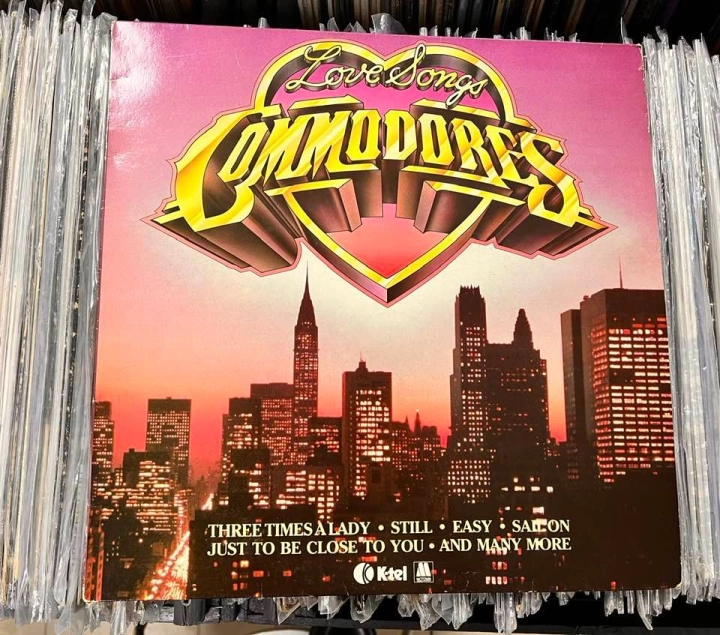 Commodores – Love Songs Label: K-Tel – NE 1171