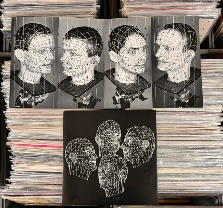 Kraftwerk – Electric Cafe Label: EMI – EMD 1001 A-1-1 / B-1-1