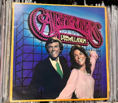 Carpenters – Live At The Palladium Label: A&M Records – AMLS 68403