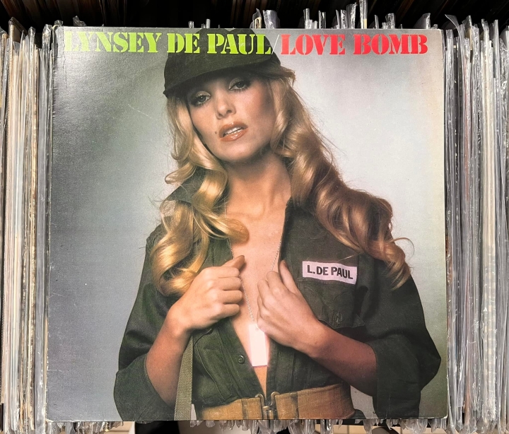 Lynsey De Paul – Love Bomb Label: Jet Records – JET LP14
