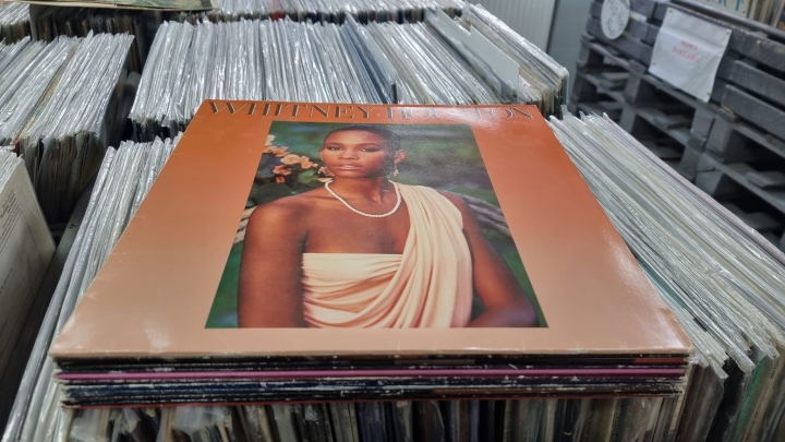 Whitney Houston – Whitney Houston Arista – 206 978