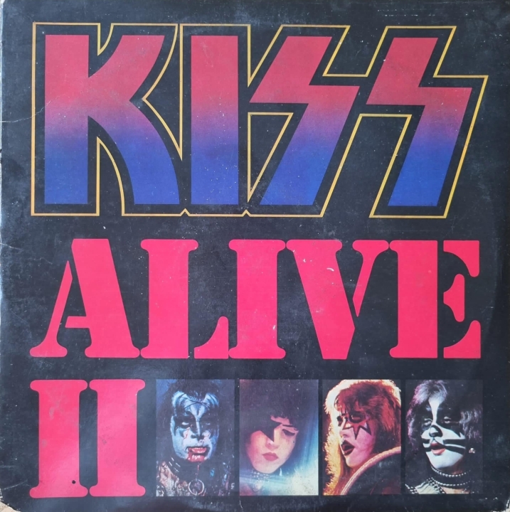 Kiss – Alive II Label: Casablanca – NBLP-7076-2 Format: 2 x Vinyl, LP, Album