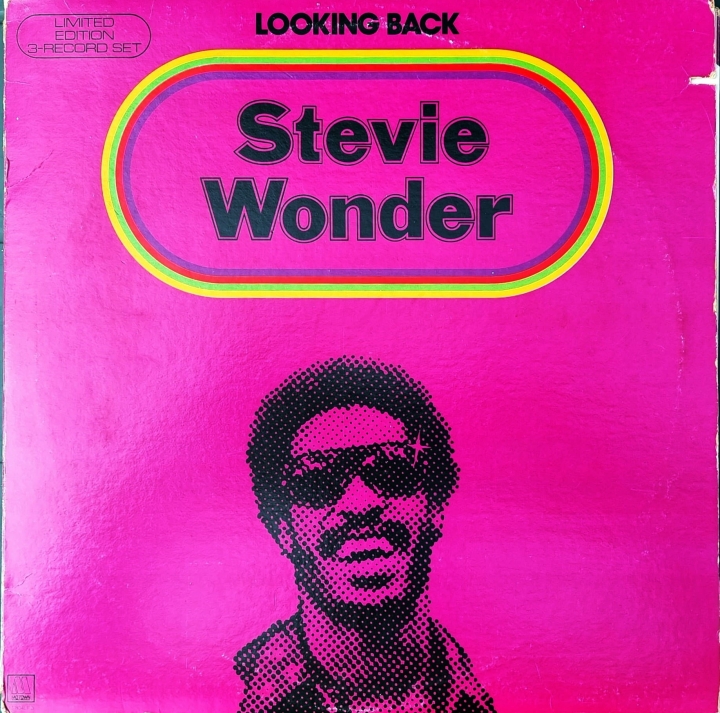Stevie Wonder – Looking Back Motown – M-804LP3 (Cut Out)