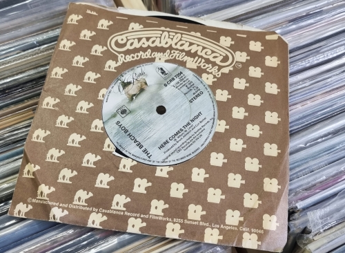 The Beach Boys – Here Comes The Night Caribou Records – S CRB 7204