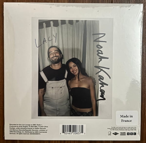 Olivia Rodrigo & Noah Kahan – Stick Season / Lacy Geffen Records – 602465208375