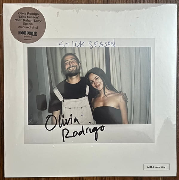 Olivia Rodrigo & Noah Kahan – Stick Season / Lacy Geffen Records – 602465208375