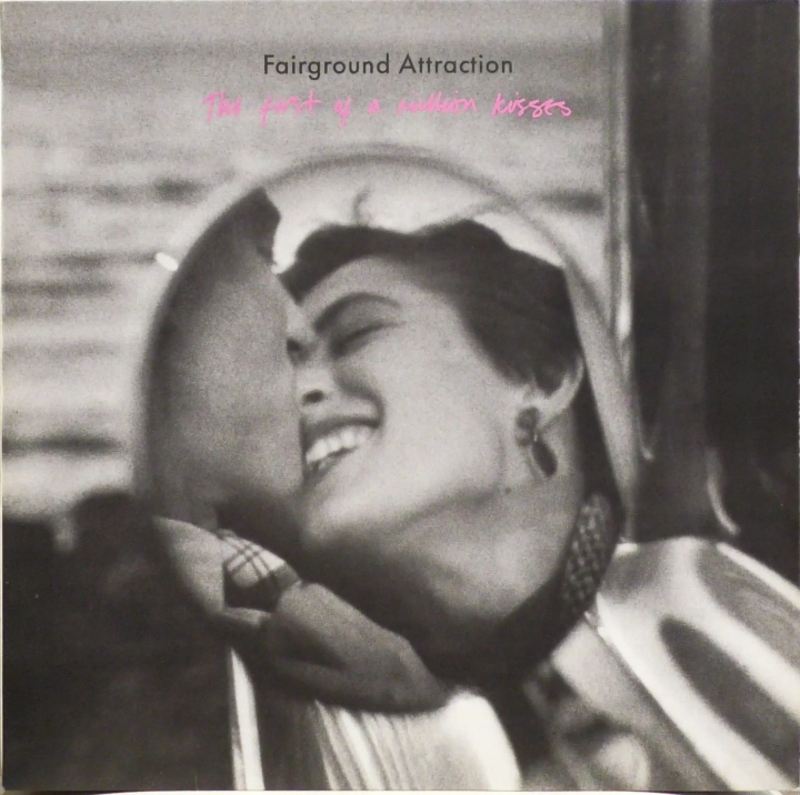 Fairground-Attraction--The-First-Of-A-Million-Kisses-RCA--PL-71696.webp