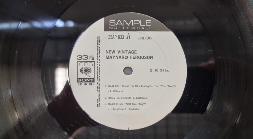 Maynard Ferguson – New Vintage PROMO COPY WHITE LABEL CBS/Sony – 25AP 833