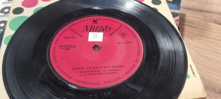 Cinco Valenttines – Besame Mucho Polskie Nagrania Muza – N 0449