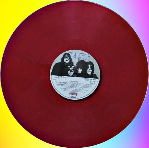 Kiss – Dynasty Casablanca – NB 7049 Red Translucent