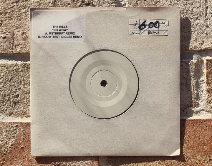 The Kills – No Wow Domino – RUG207XP