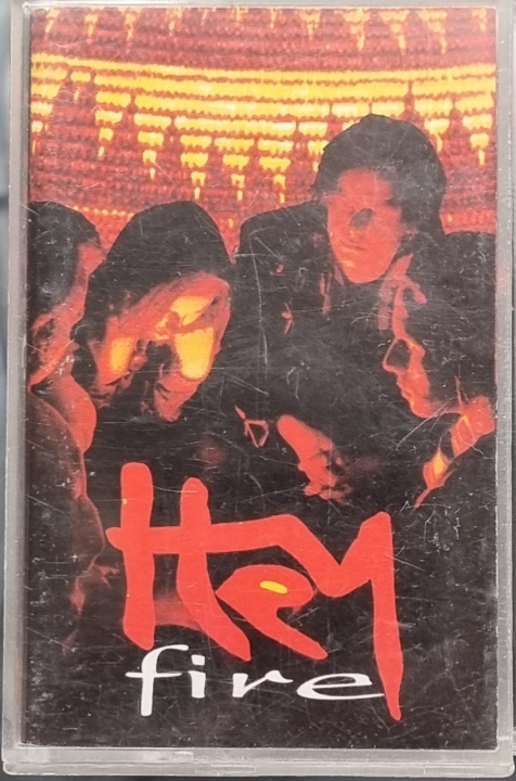 Hey – Fire Izabelin Studio – 013