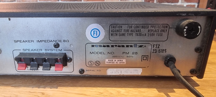 Gramofon Marantz JJ 120 + Wzmacniacz Marantz PM-25 v