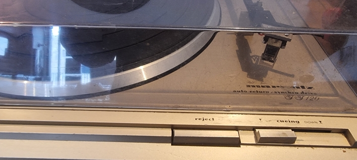 Gramofon Marantz JJ 120 + Wzmacniacz Marantz PM-25