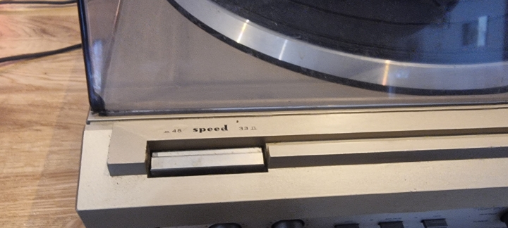 Gramofon Marantz JJ 120 + Wzmacniacz Marantz PM-25