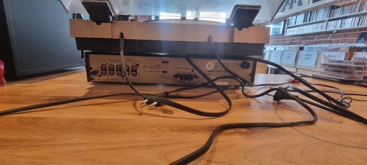 Gramofon Marantz JJ 120 + Wzmacniacz Marantz PM-25