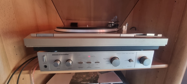 Gramofon Marantz JJ 120 + Wzmacniacz Marantz PM-25