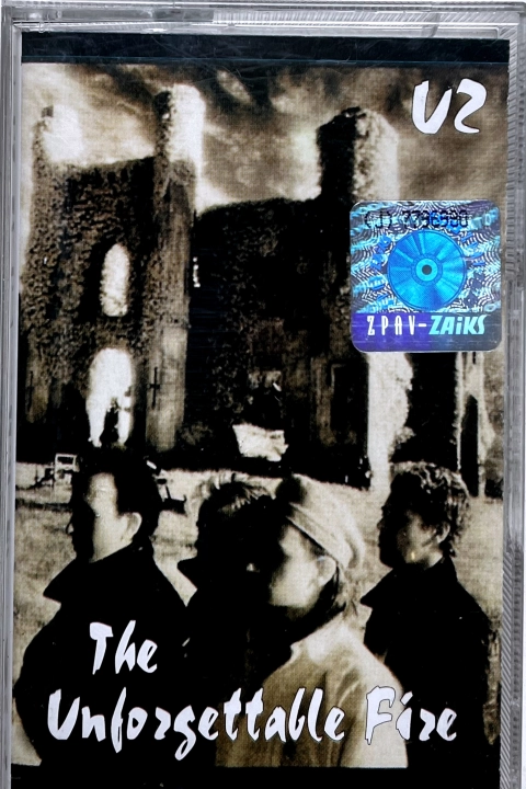 U2 – The Unforgettable Fire Island Records – UC 25